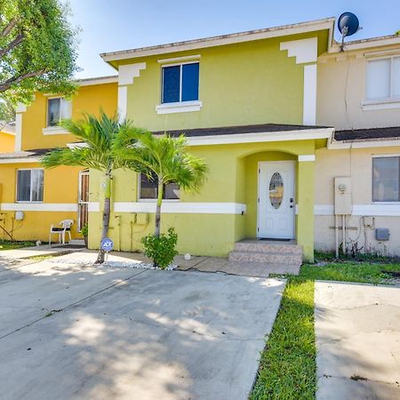 Opa-Locka Townhome, 15 Mi To Miami Beach! Exteriér fotografie
