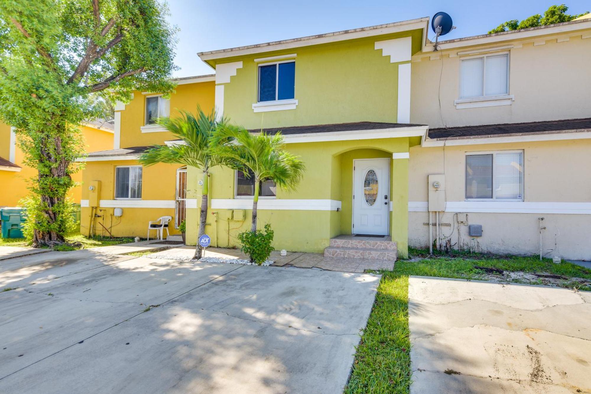 Opa-Locka Townhome, 15 Mi To Miami Beach! Exteriér fotografie