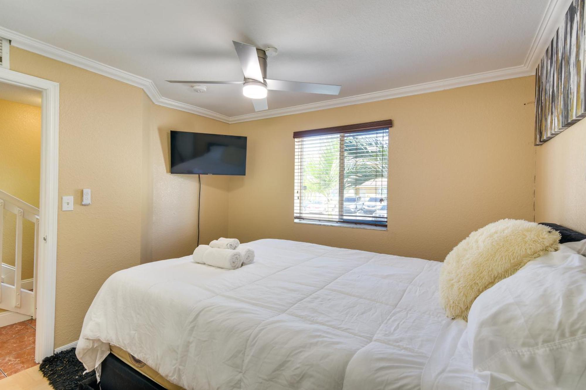 Opa-Locka Townhome, 15 Mi To Miami Beach! Exteriér fotografie