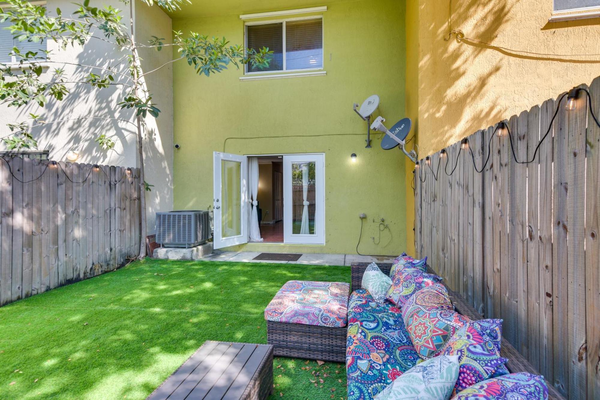 Opa-Locka Townhome, 15 Mi To Miami Beach! Exteriér fotografie